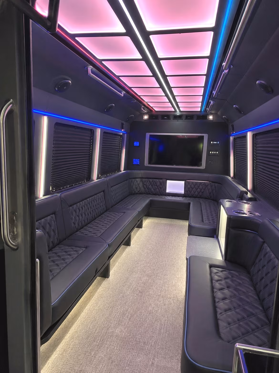 Pooler Birthday, Sweet 16, & Quinceañera Party Bus Rentals