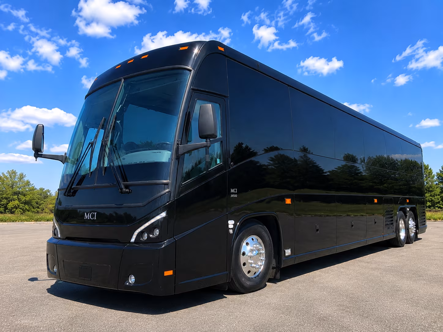 Savannah Airport Shuttle & Transportation party bus exterior