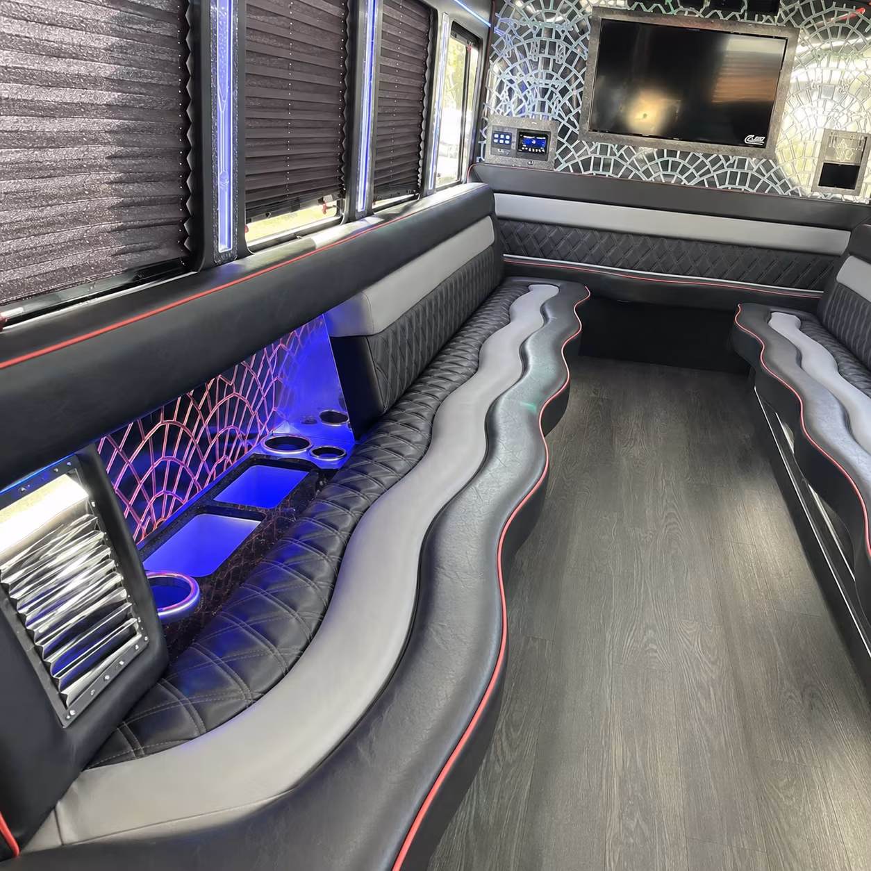 Savannah Birthday, Sweet 16, & Quinceañera Transportation party bus exterior