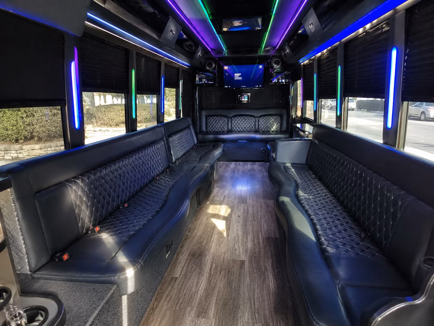 Savannah Winery Tour & Pub Crawl Transportation party bus interior